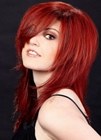 kategoria czerwone fryzury długie, włosy rozpuszczone, cieniowane