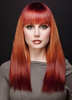 dwa kolory pomarańczowy i czerwone fryzury długie włosy rozpuszczone, cieniowane, prosta grzywka do oczu